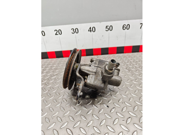 Насос гидроусилителя руля к Audi A6, 1995г.