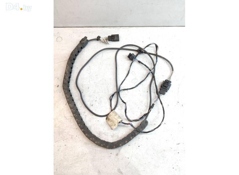 Трос двери к Mercedes Sprinter 2008 г.