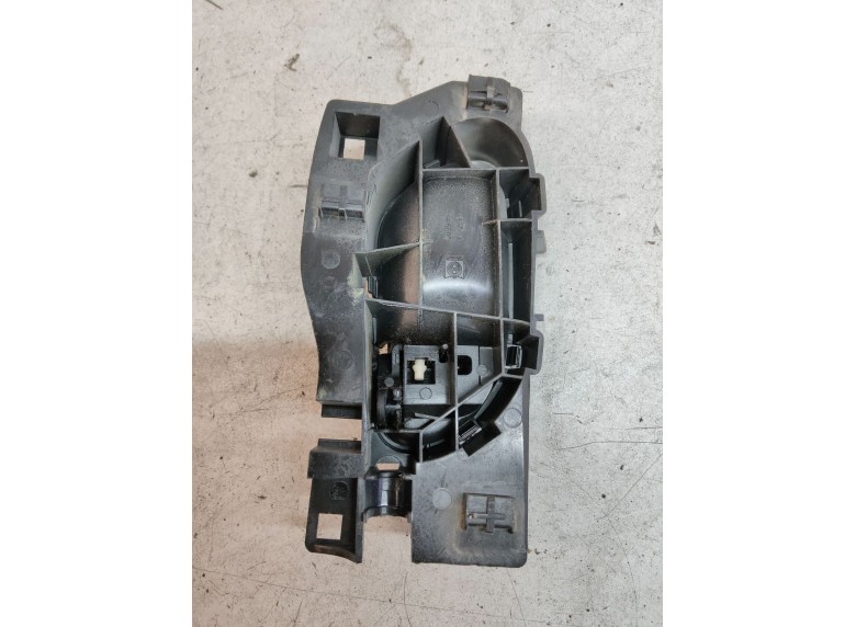 Ручка внутренняя передняя левая к Ручка внутренняя передняя левая к Peugeot Expert 2016 г. Expert