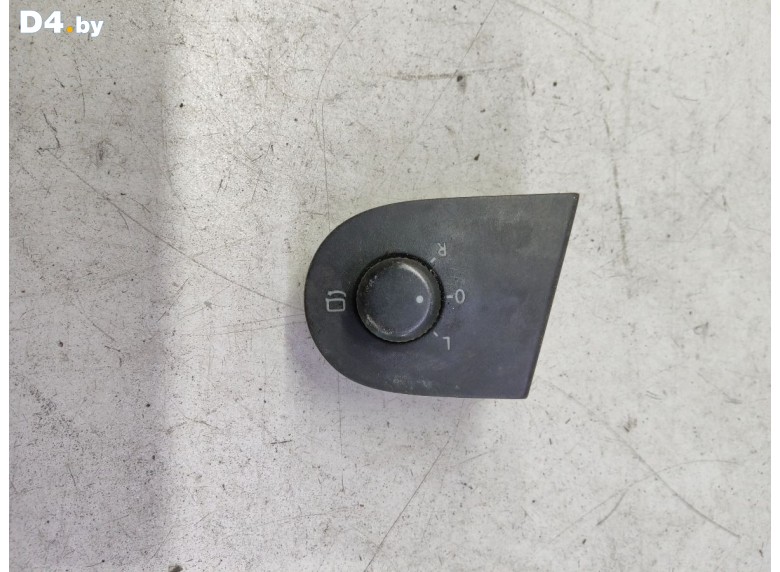 Джойстик регулировки зеркал к Volkswagen Sharan 2002 г.