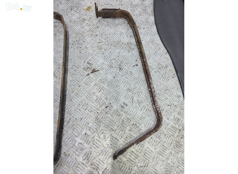 Крепление топливного бака к Ford Focus 2003 г.