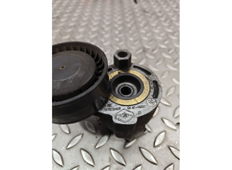 Натяжитель ремня генератора к Dacia Logan, 2010г.