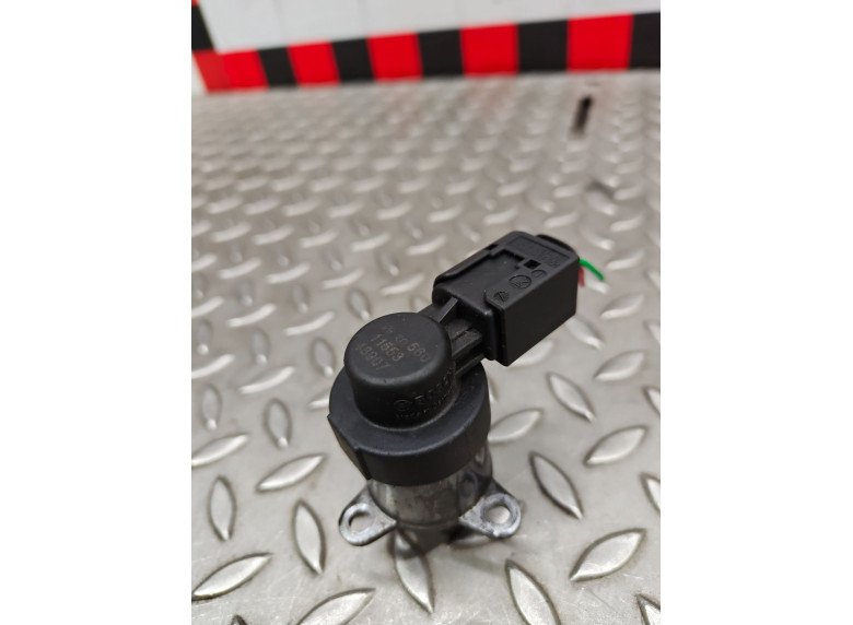 Регулятор давления топлива к BMW 5 E60/E61, 2004г.