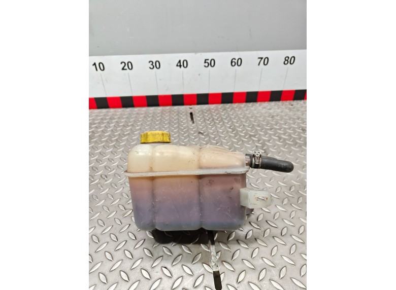 Бачок расширительный к Бачок расширительный к Ford Focus 2001 г. Focus