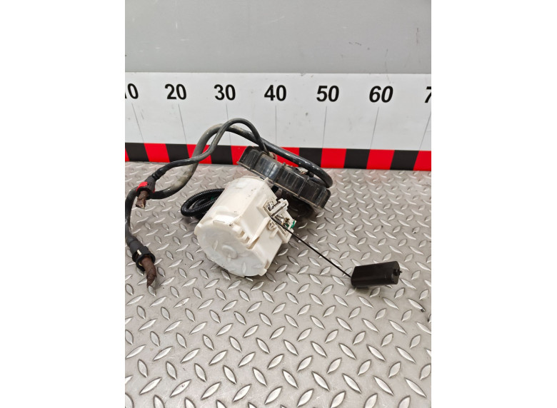 Колба в бак к Ford Focus, 2001г.