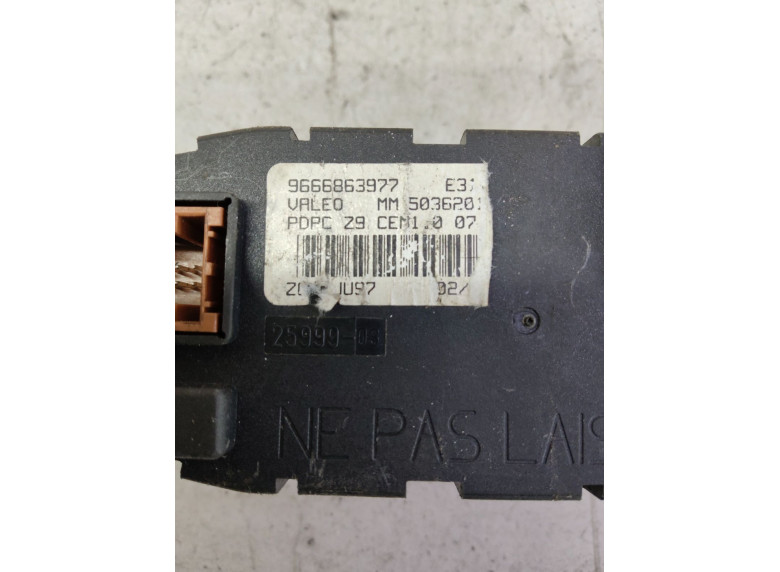 Блок управления стеклоподъемниками к Peugeot 607, 2007г.