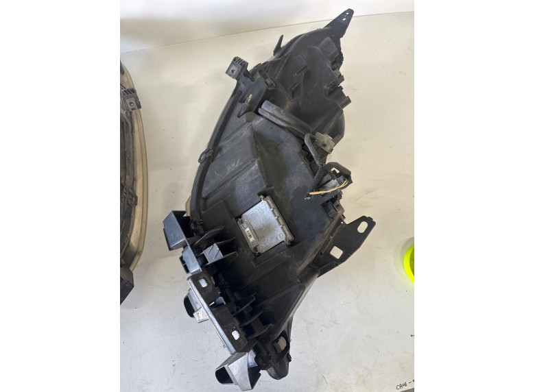 Фара передняя (комплект) к Renault Grand Scenic, 2009г.