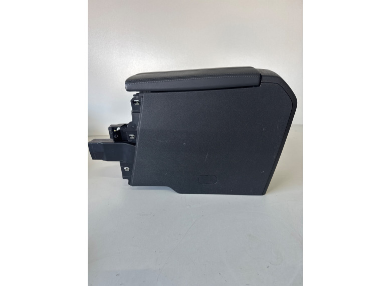 Подлокотник к Peugeot 308, 2021г.