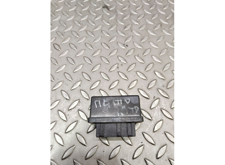 Реле бензонасоса к Citroen Xantia, 1999г.