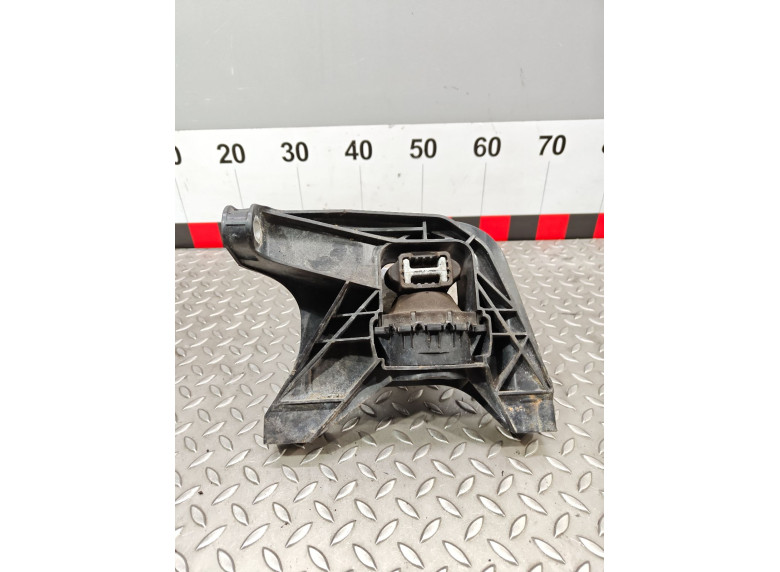 Подушка крепления двигателя к Peugeot 3008, 2020г.