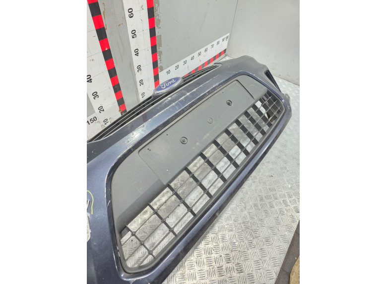 Заглушка (решетка) в бампер передний к Ford C-Max, 2008г.