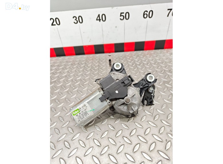 Моторчик заднего стеклоочистителя (дворника) к Opel Zafira 2004 г.