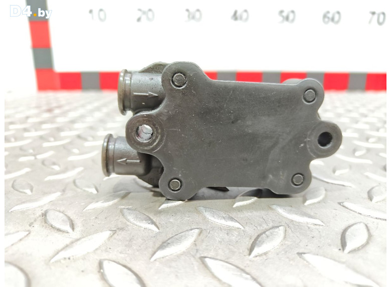 Насос топливный к Mercedes Sprinter 2003 г.