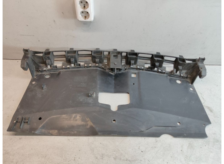 Накладка замка капота к Citroen C5, 2011г.
