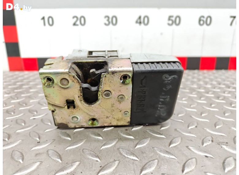 Замок двери передней правой к Peugeot 806 1998 г.