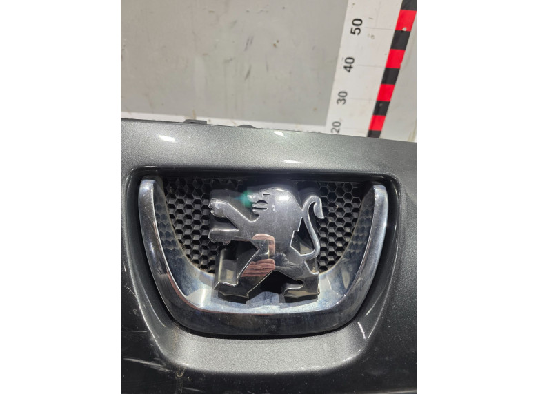 Эмблема к Peugeot 5008, 2011г.