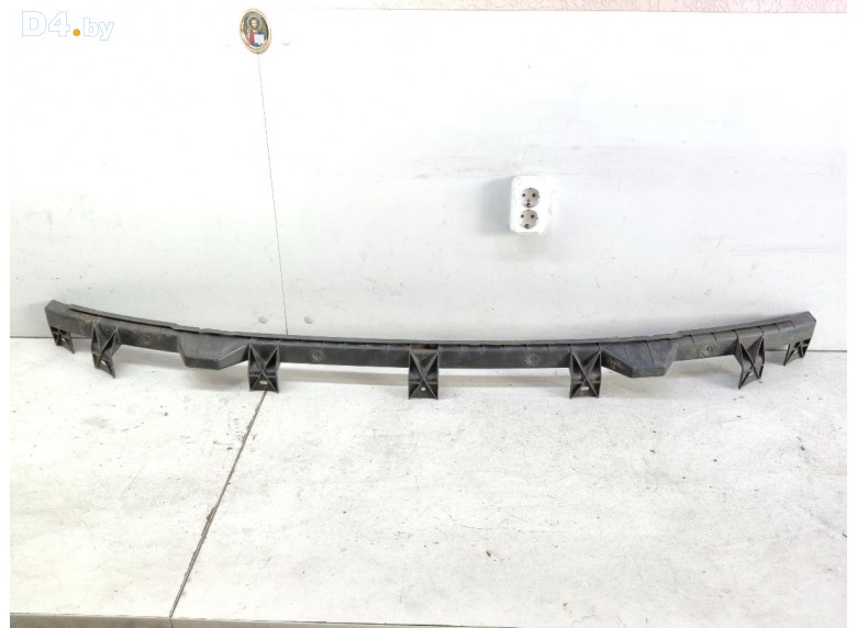 Кронштейн крепления бампера переднего к Volkswagen Transporter 2001 г.