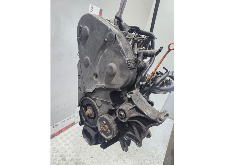 Двигатель к Двигатель к Audi A6 1999 г. Passat