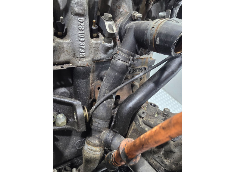 Патрубок (трубопровод, шланг) к Audi A6, 1999г.