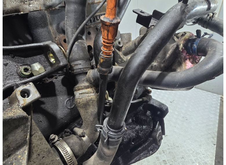 Патрубок (трубопровод, шланг) к Audi A6, 1999г.