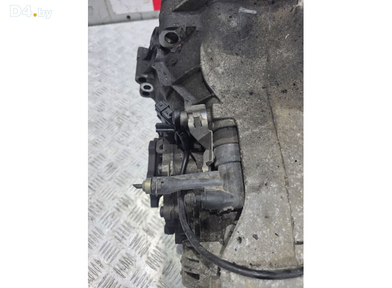 Цилиндр сцепления рабочий к Volkswagen Passat 2002 г.