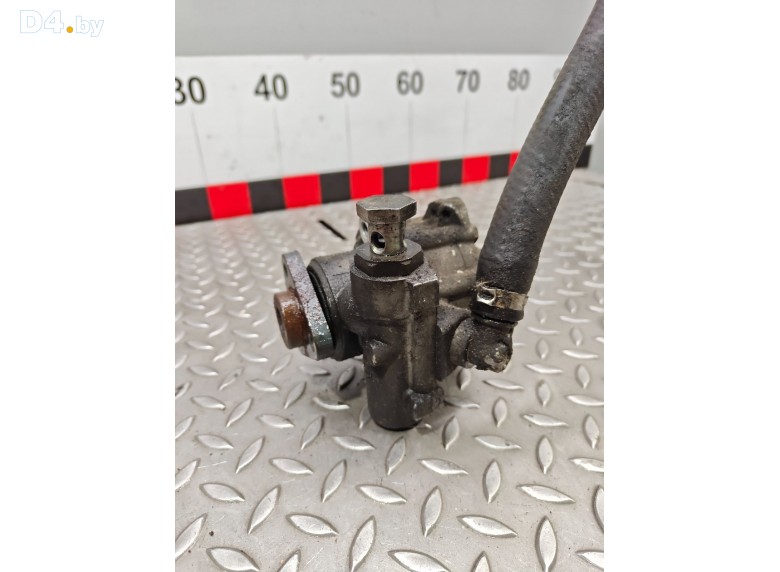 Насос гидроусилителя руля к Volkswagen Passat 1998 г.