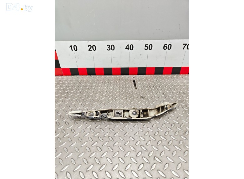 Кронштейн крепления бампера переднего к Ford C-Max 2005 г.