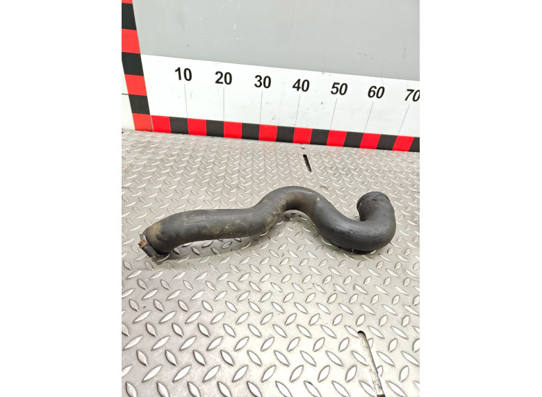 Патрубок интеркулера к Volkswagen Passat