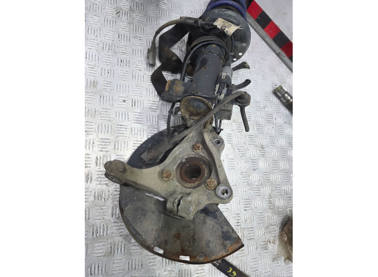 Кулак поворотный левый к Opel Insignia, 2009г.