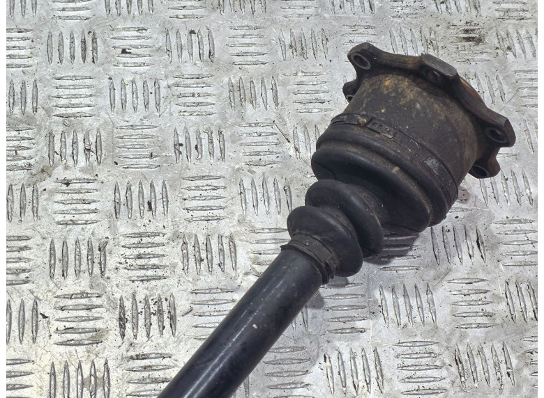 Полуось передняя правая (приводной вал, ШРУС) к Audi A6, 1995г.
