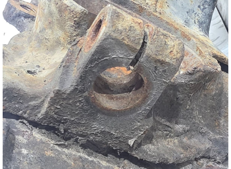 Кулак поворотный правый к Audi A6, 1995г.