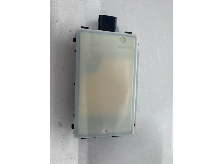 Датчик мертвых (слепых) зон к BMW XM G09, 2023г.