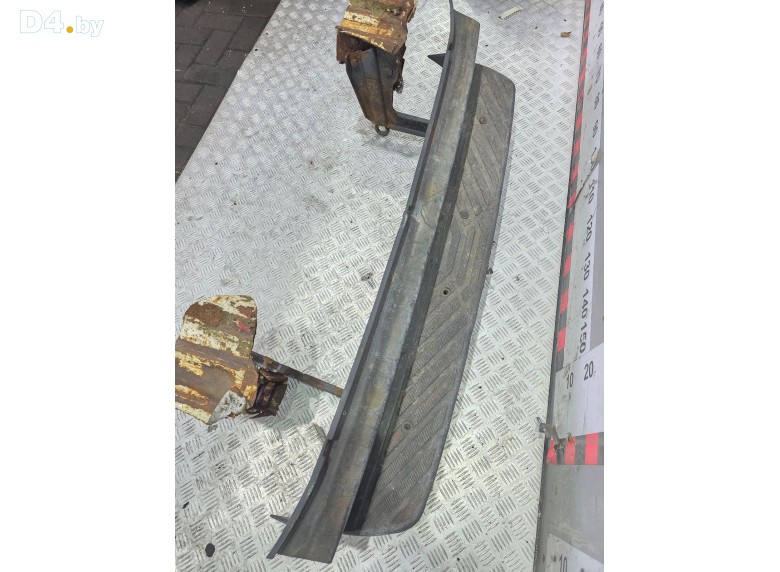 Подножка к Volkswagen Crafter 2009 г.