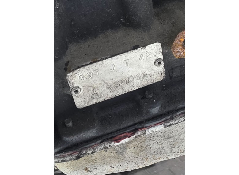 Двигатель к Двигатель к Renault Espace 2003 г. Espace