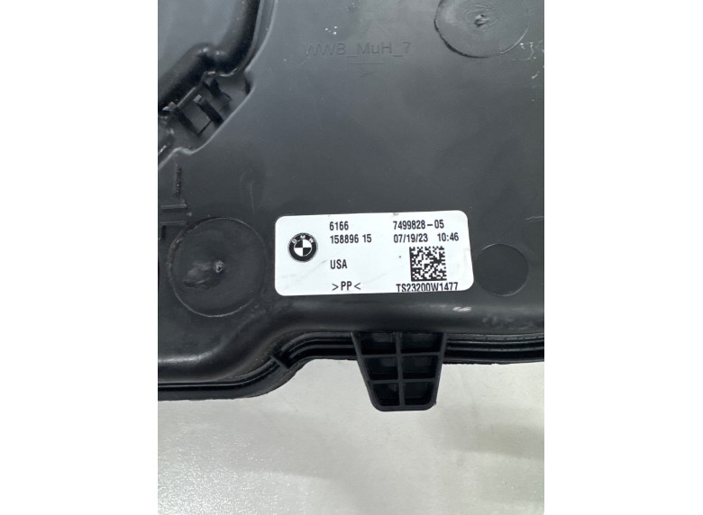 Бачок омывателя к BMW XM G09, 2023г.