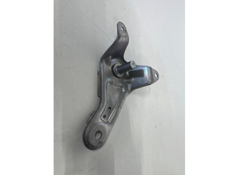 Кронштейн к BMW XM G09, 2023г.