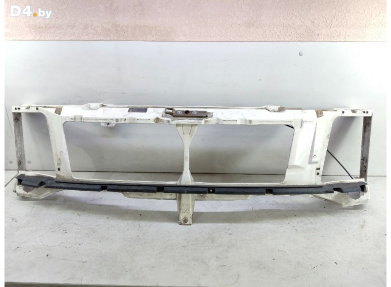 Передняя панель крепления облицовки (телевизор) к Volkswagen LT 2002 г.