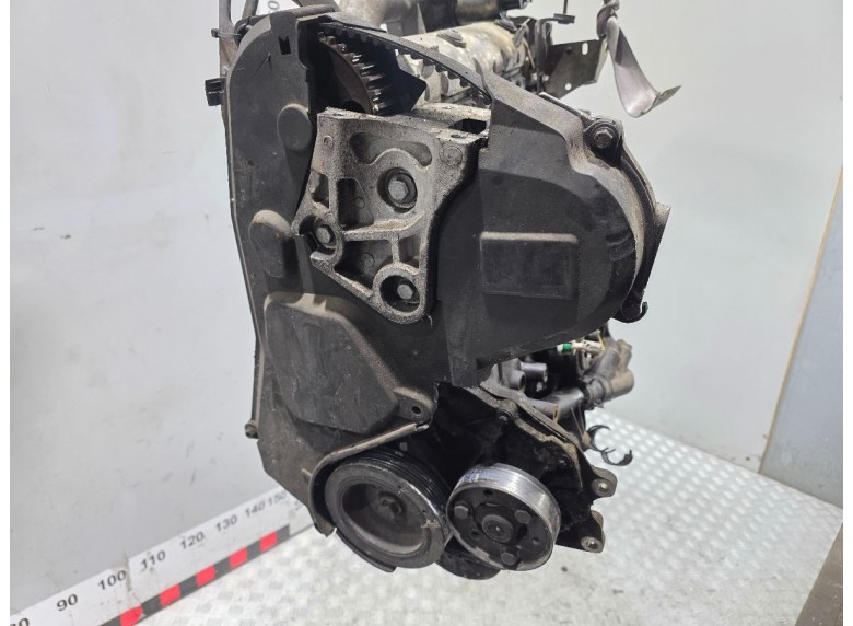 Двигатель к Двигатель к Renault Scenic 2001 г. Scenic