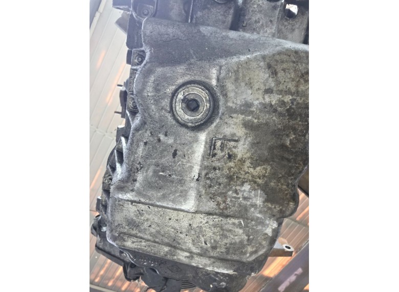 Двигатель к Двигатель к Renault Scenic 2001 г. Scenic