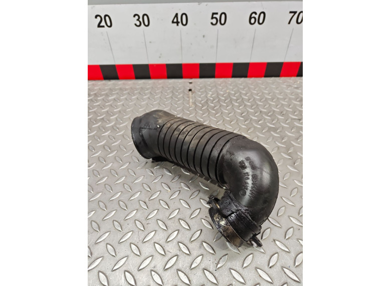 Патрубок турбины к Volkswagen Passat