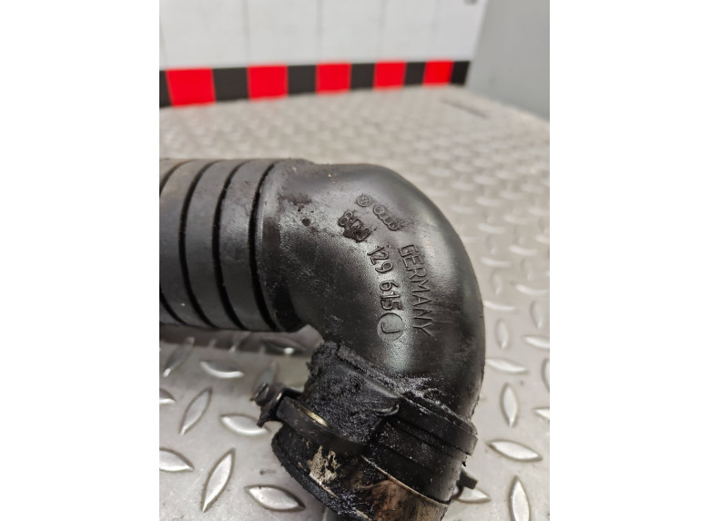 Патрубок турбины к Патрубок турбины к Volkswagen Passat 2001 г. Passat