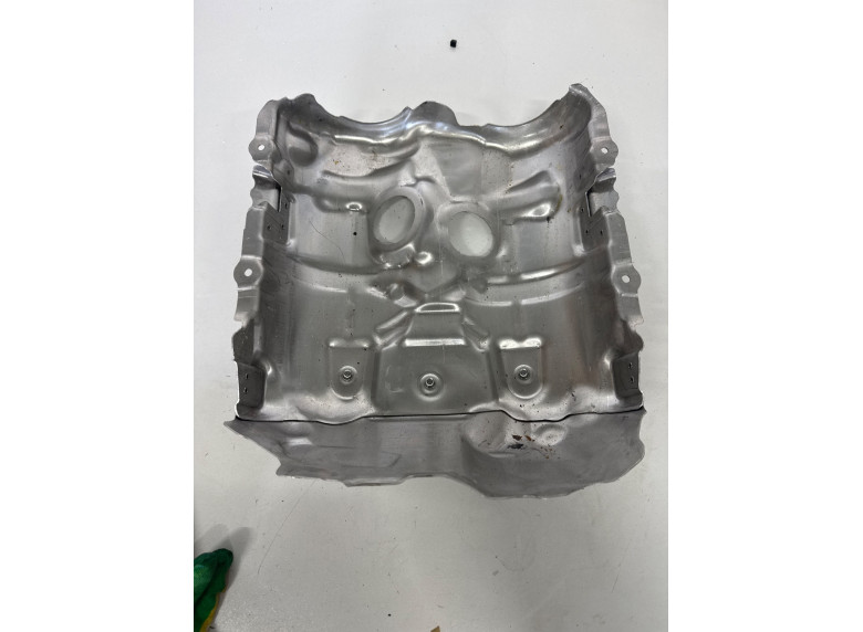 Тепловой экран моторного отсека к BMW XM G09, 2023г.