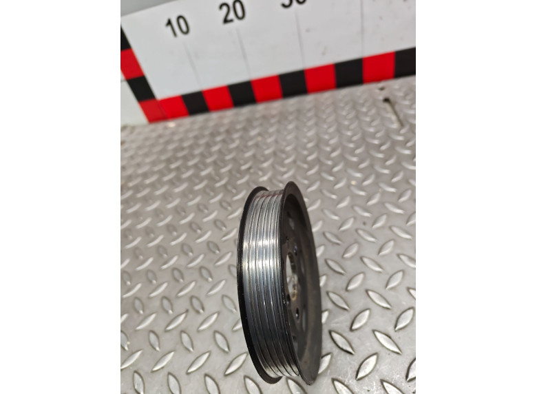 Шкив насоса гидроусилителя к Шкив насоса гидроусилителя к Volkswagen Passat 2001 г. Passat