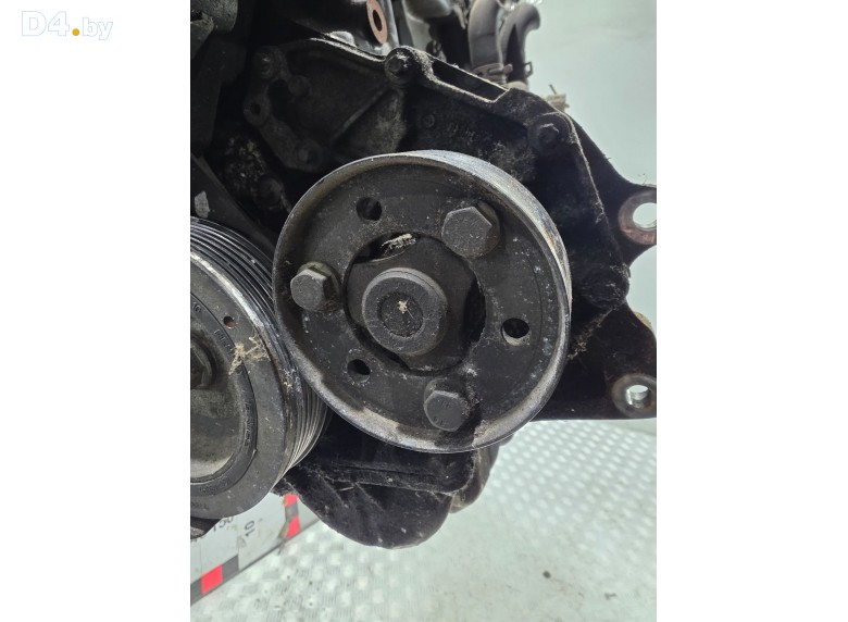 Шкив помпы к Renault Scenic 2001 г.