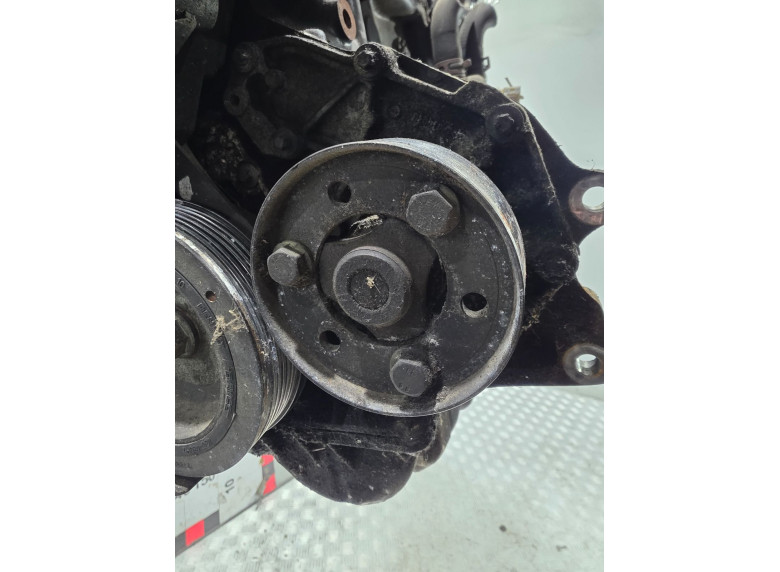 Шкив помпы к Renault Scenic, 2001г.