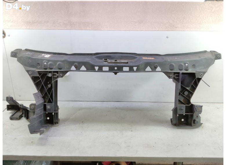 Передняя панель крепления облицовки (телевизор) к Mercedes Sprinter 2007 г.