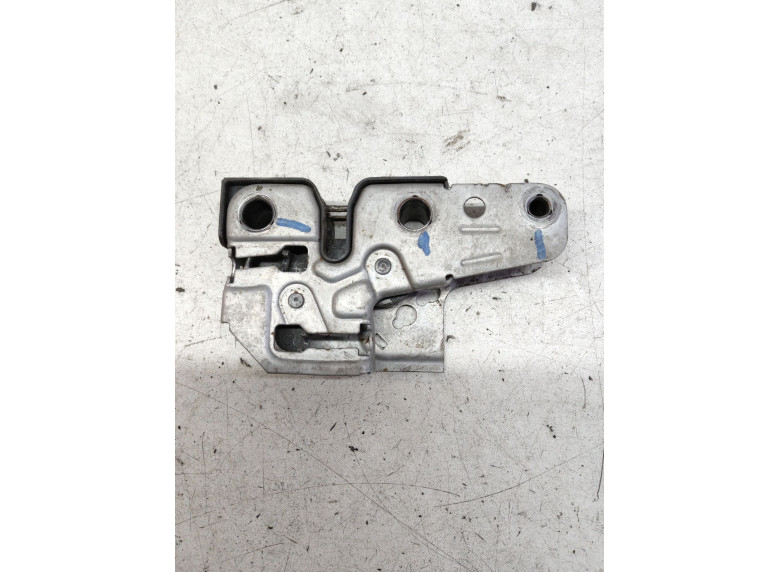 Замок капота к Volkswagen Transporter, 2016г.