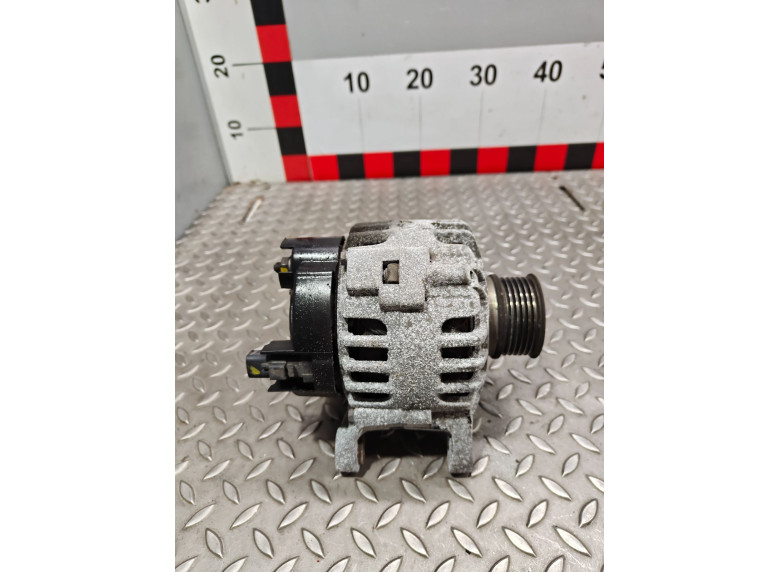 Генератор к Dacia Logan, 2009г.