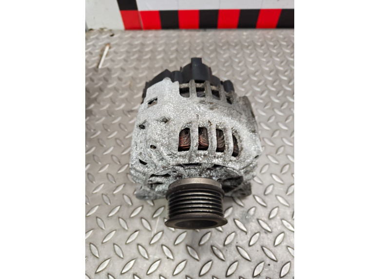 Генератор к Dacia Logan, 2009г.