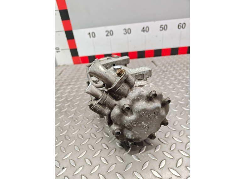 Компрессор кондиционера к Dacia Logan, 2009г.